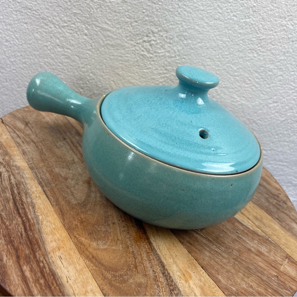 Vintage l 40s Unique Handmade Covered Handled Casserole Serving Pottery Dish Pot